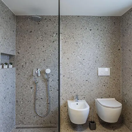Apartment Hundefreundliches 100 Meter Zum Sandstrand Mit Jacuzzi, Meerblick